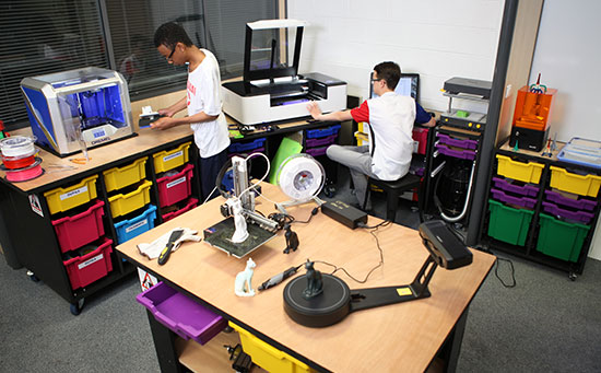 إقتناء، تركيب و تشغيل تجهيزات FABLAB