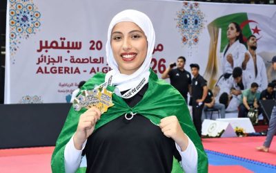 تهنئة للطالبة نجاري يسرى بمعهد العلوم البيطرية